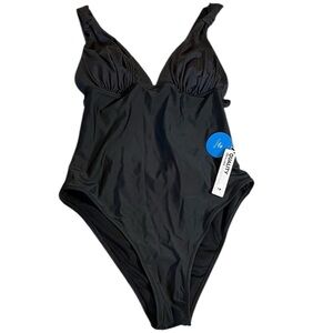 New Cupshe Classic Black Swimsuit. Large. One piece.